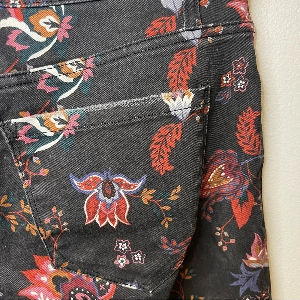 Kensie Vintage Luxe Denim Floral Distressed Jeans Womens Sz 12 | 31 Slim Raw Hem - Picture 7 of 8